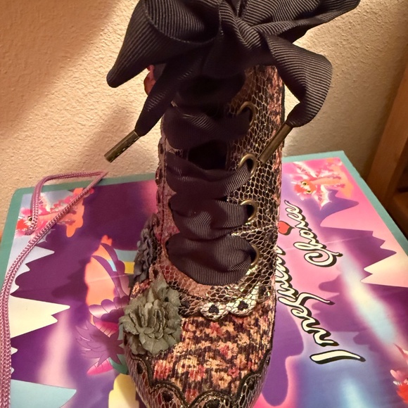 NIB Irregular Choice Nuts About You Novelty Heel Bootie - Picture 7 of 14